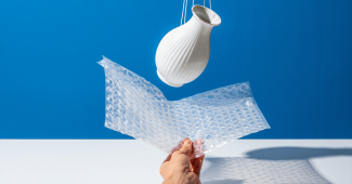 Emballer avec papier bulle