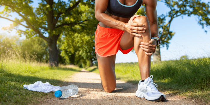 Quelles sont les options de traitements pour la douleur du genou du coureur à pied ?