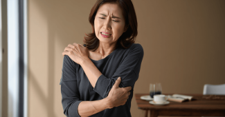 Tendinite supra-épineux : les sportifs sont-ils les seuls touchés ?