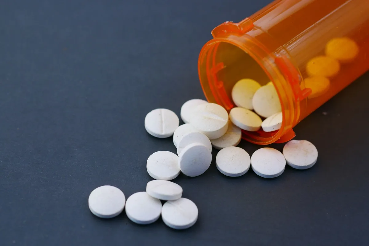 Comprimés de métronidazole et documentation médicale pour le traitement de la trichomonase